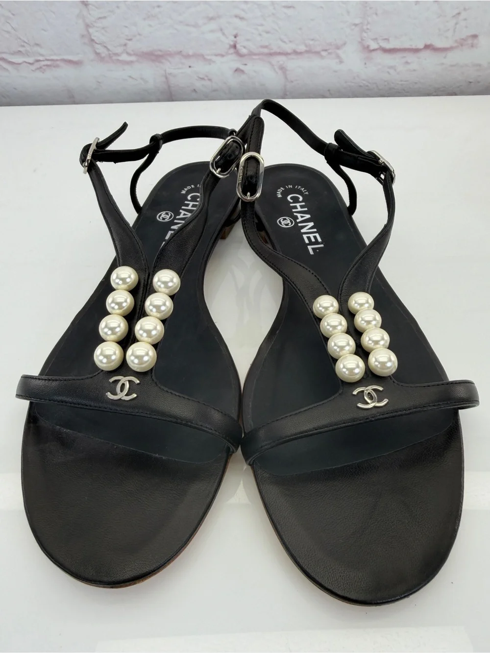 CHANEL Black Leather Pearl-Embellished T-Strap Sandals 38.5